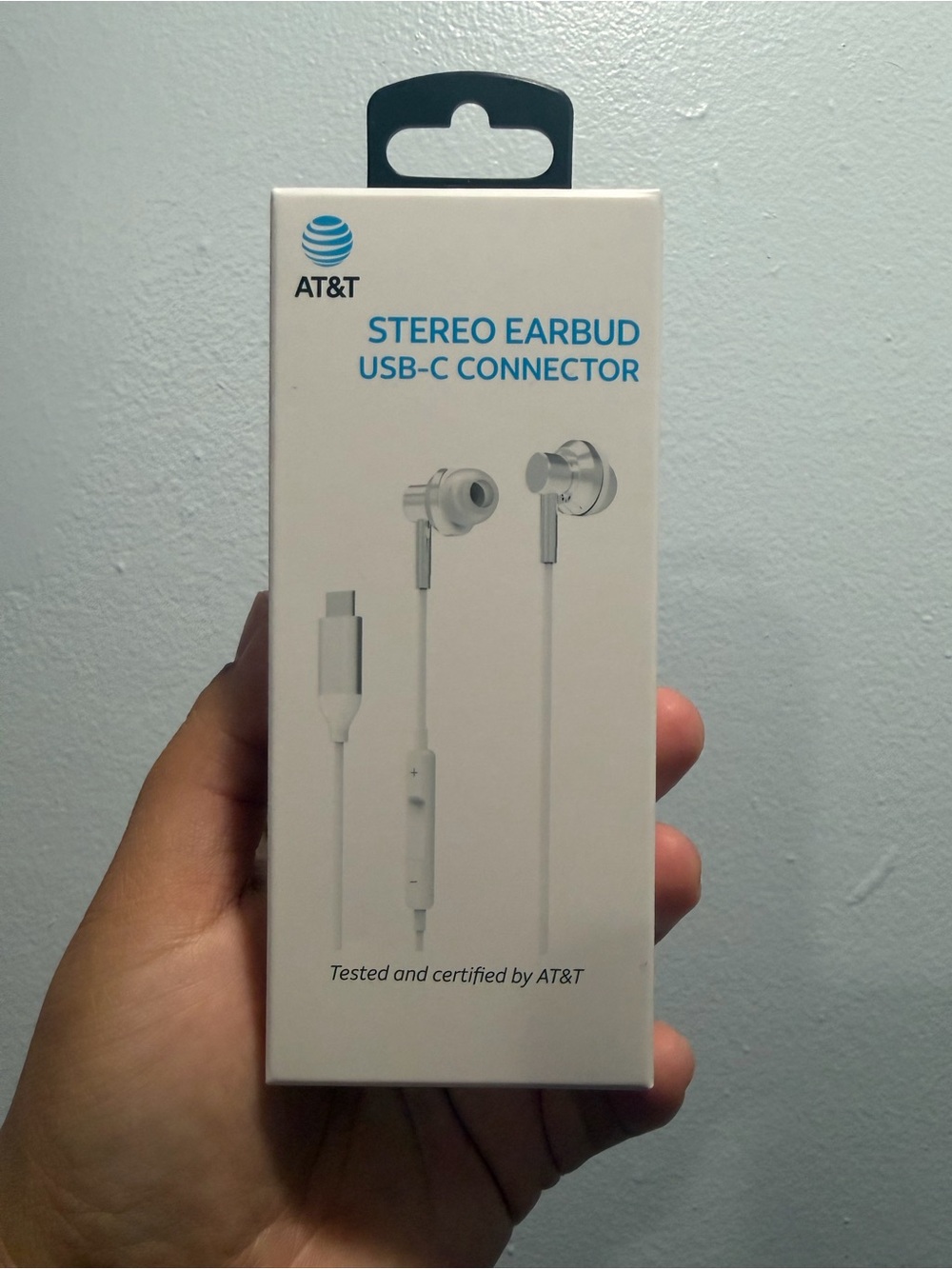 White Stereo Earbud USB-C Connector